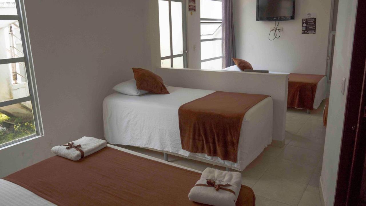 Zuruma Hotel เลติเซีย ภายนอก รูปภาพ