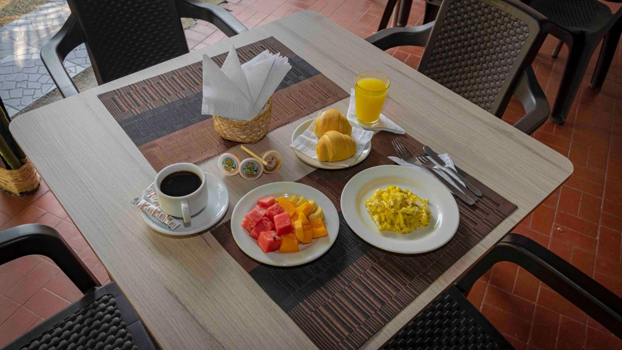 Zuruma Hotel เลติเซีย ภายนอก รูปภาพ